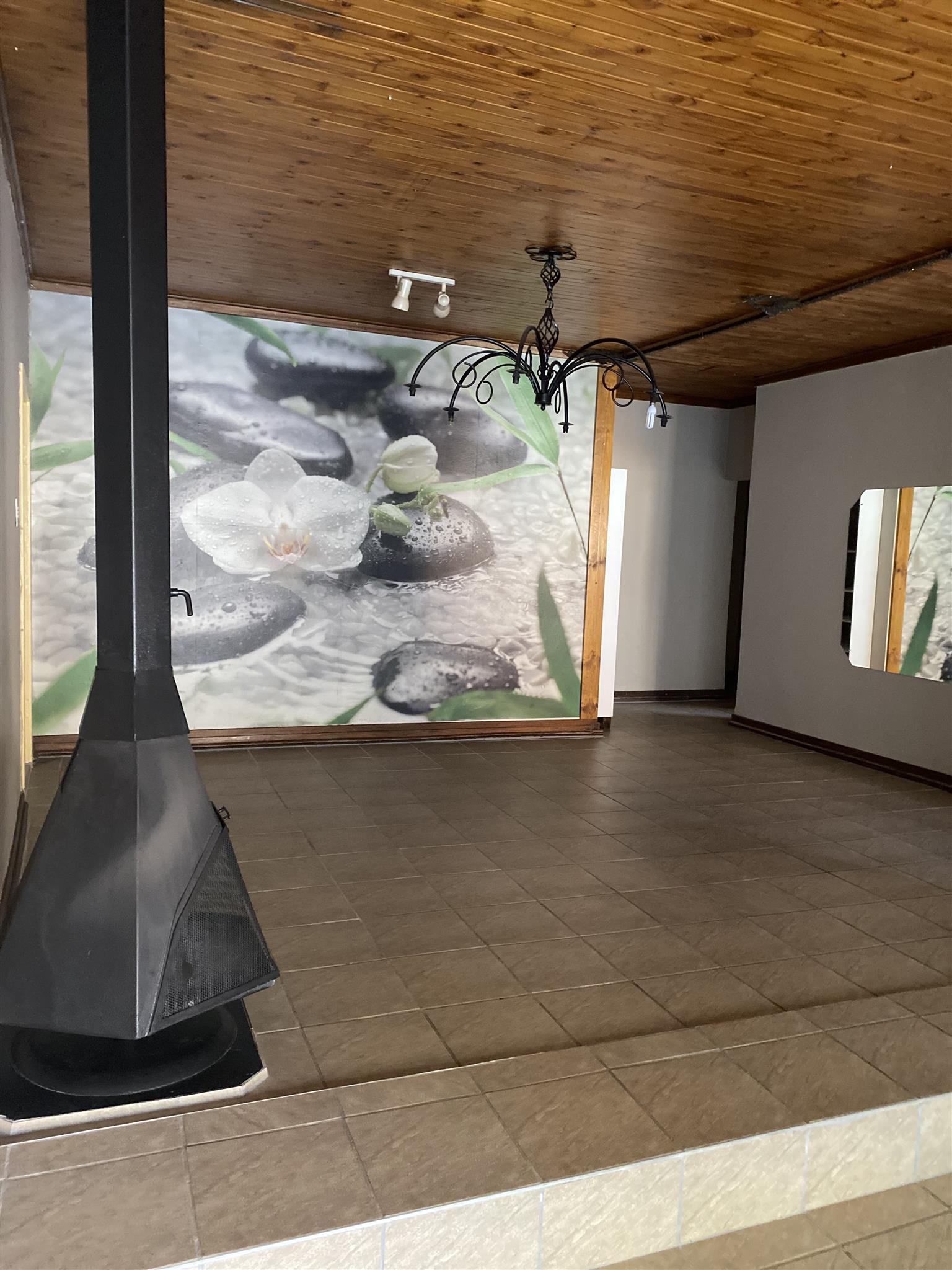 Spacious house in Mountain View, Pretoria for rent Junk Mail