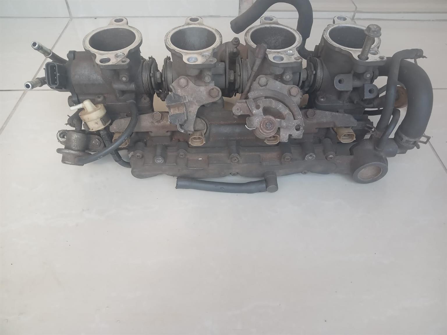 Toyota Corolla 20valve Black Top ITBS Throttles - Private Seller Toyota Corolla 20valve Black Top ITBS Throttles - Private Seller