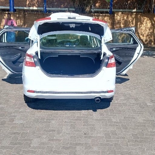 Ford focus car