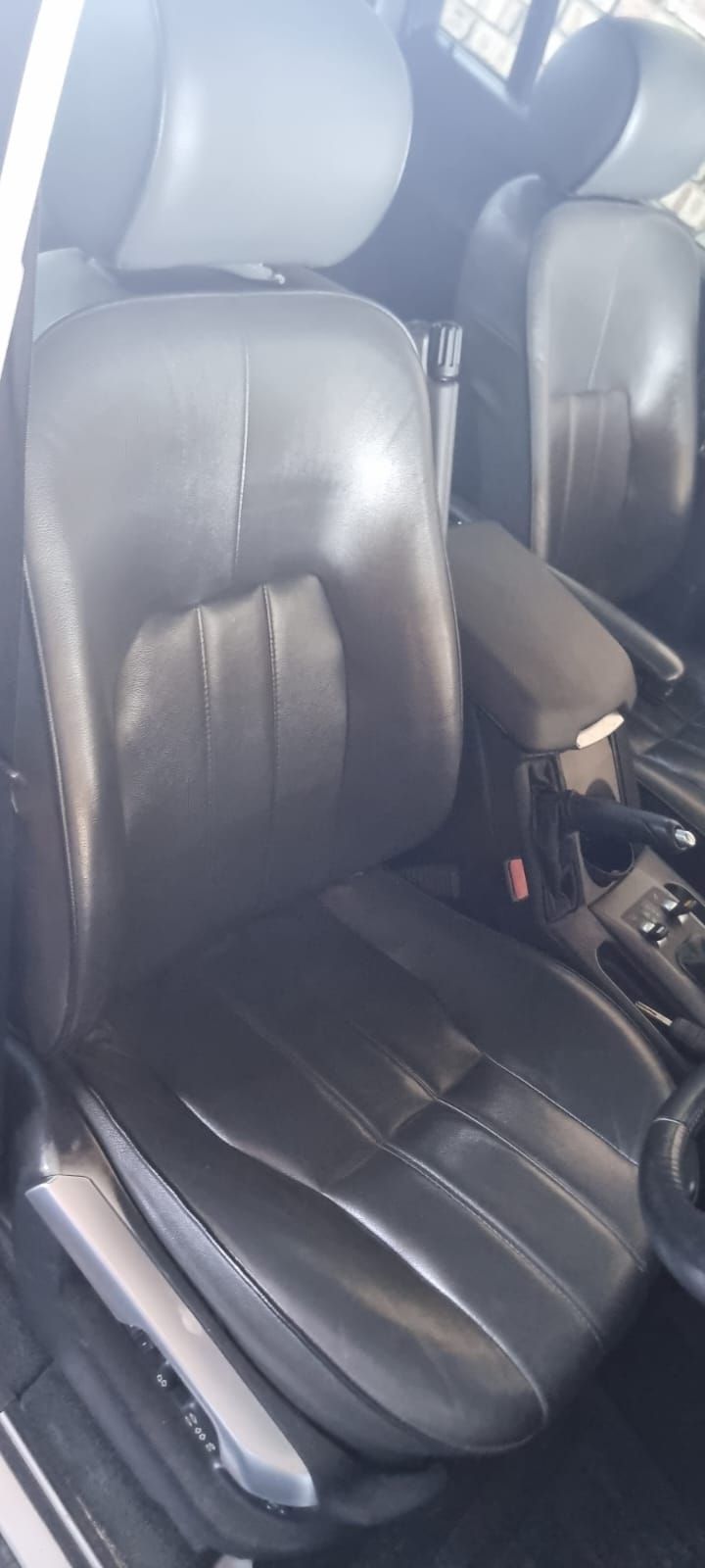 2006 Range Rover Vogue 4.4l V8 HSE Seat Set for sale - Private Seller 2006 Range Rover Vogue 4.4l V8 HSE Seat Set for sale - Private Seller