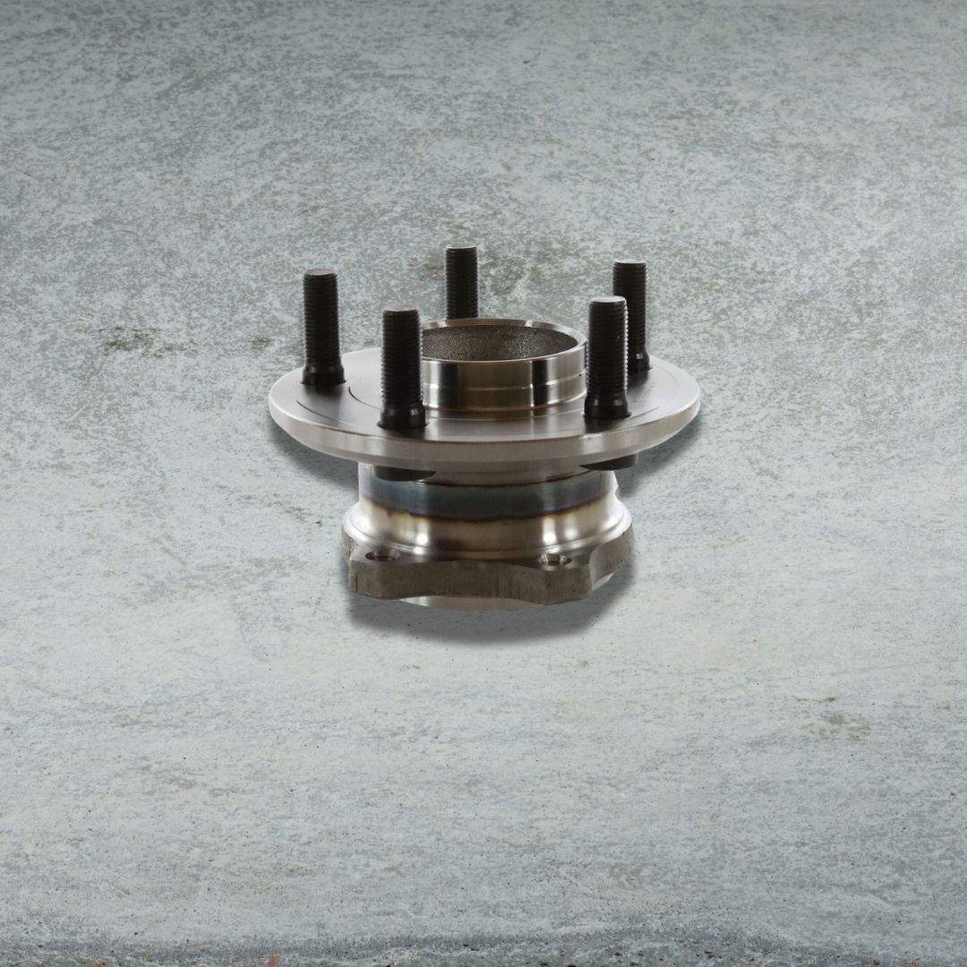 Chrysler SRT8 Rear Wheel Hub Assembly - Private Seller Chrysler SRT8 Rear Wheel Hub Assembly - Private Seller