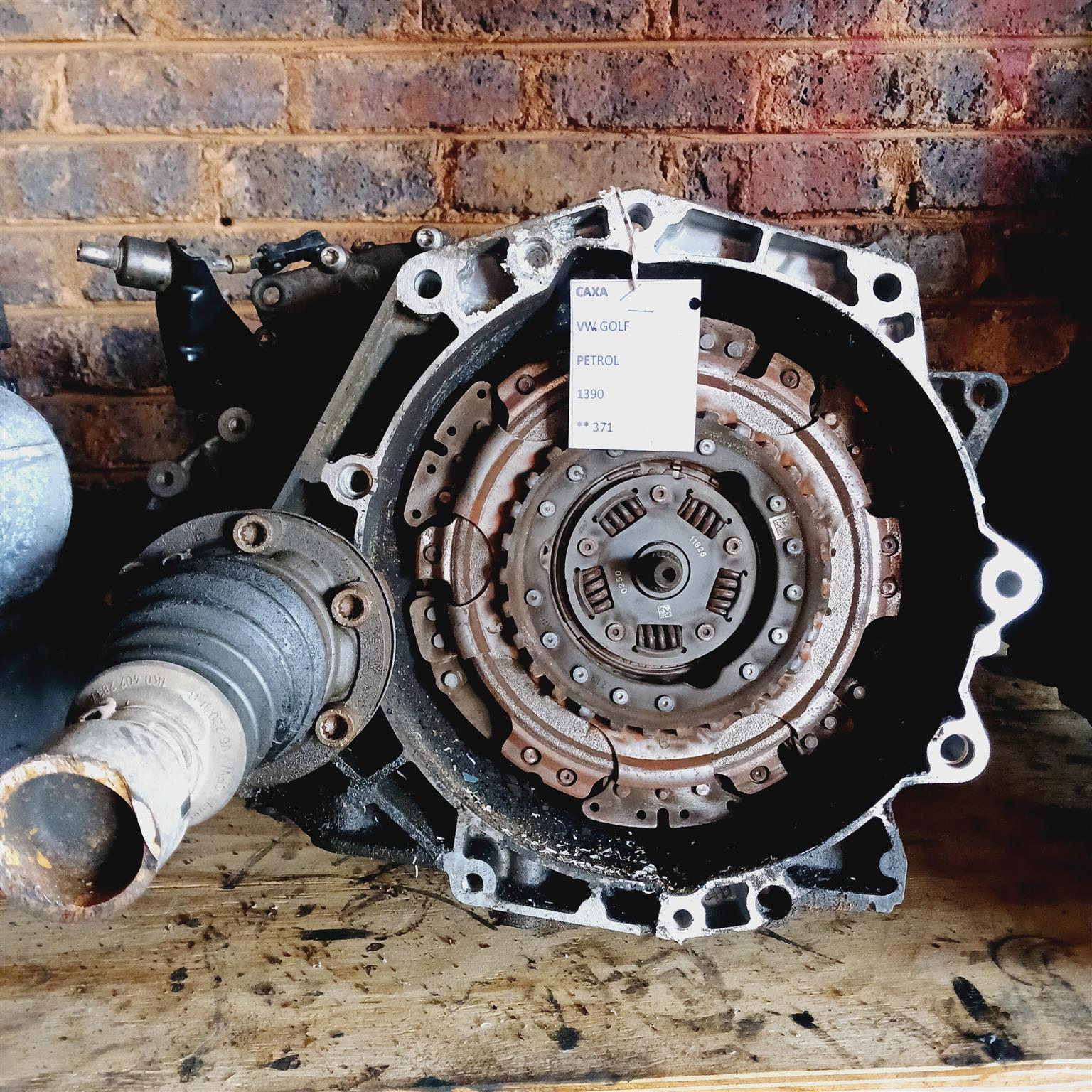 VW Golf - Passat - Manual Gearbox | CAX - Private Seller VW Golf - Passat - Manual Gearbox | CAX - Private Seller