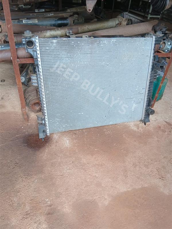 Radiator From Stripped 3.0 Jeep Grand Cherokee WK2 | Good Condition Used Parts - Private Seller Radiator From Stripped 3.0 Jeep Grand Cherokee WK2 | Good Condition Used Parts - Private Seller