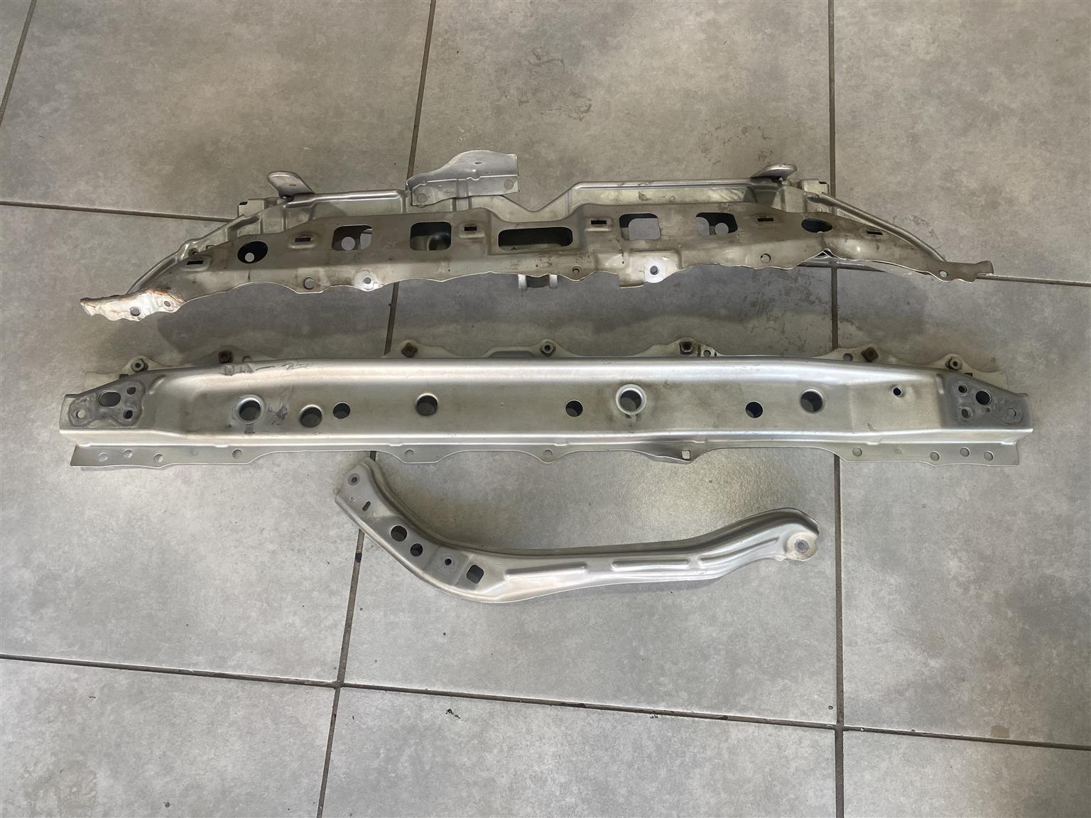2009 TOYOTA YARIS RADIATOR SUPPORTS AND RIGHT SIDE HEADLIGHT BRACKET FOR SALE. - Private Seller 2009 TOYOTA YARIS RADIATOR SUPPORTS AND RIGHT SIDE HEADLIGHT BRACKET FOR SALE. - Private Seller