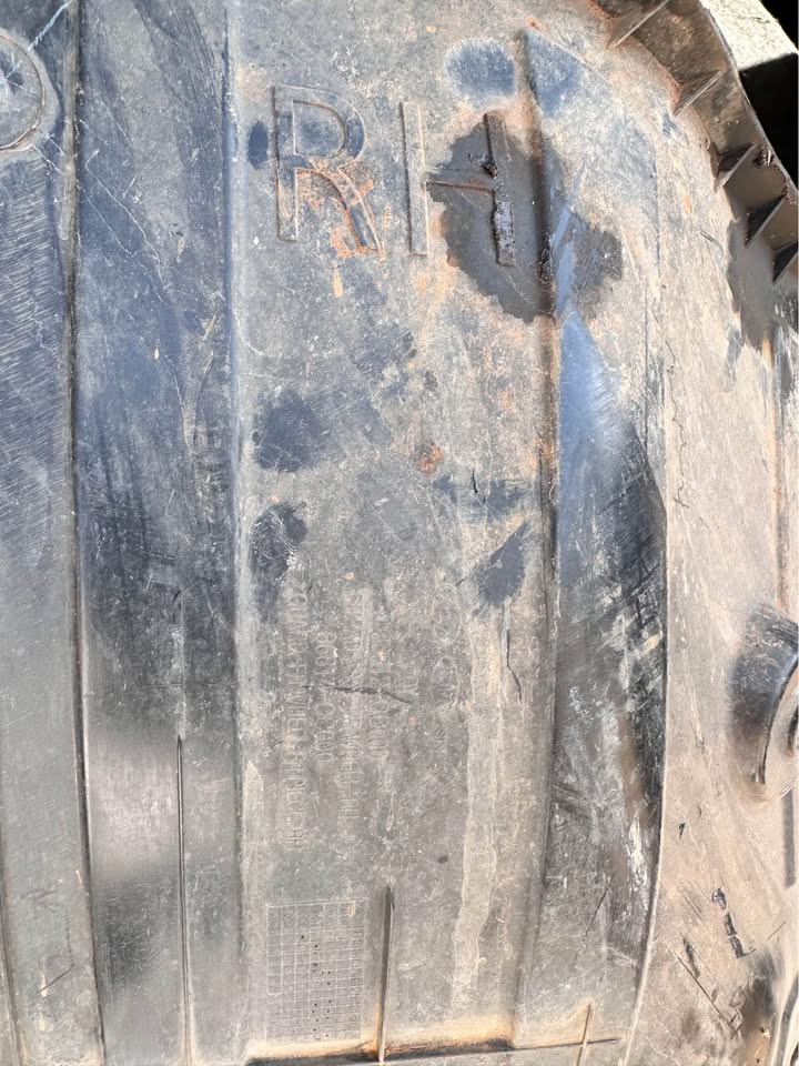 Kia picanto right side fender line - Private Seller Kia picanto right side fender line - Private Seller