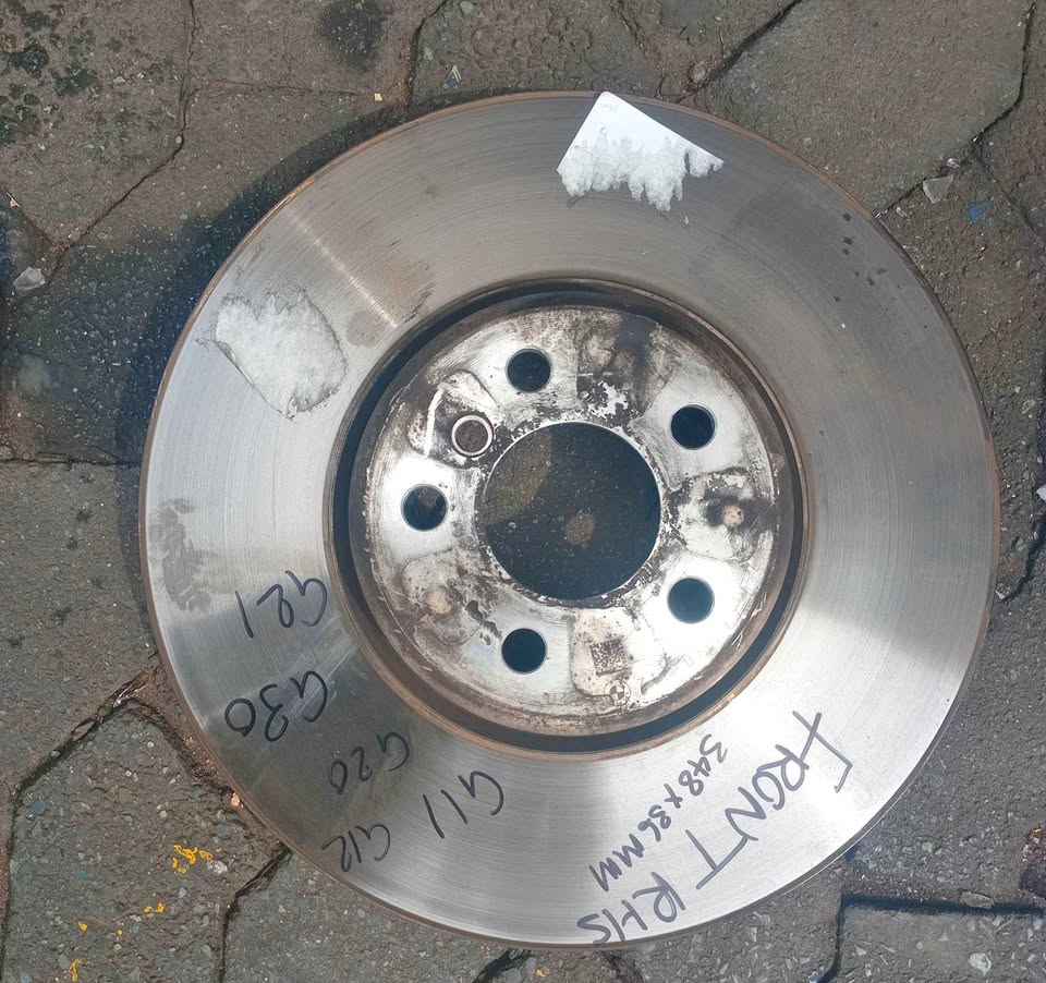 Bmw G11 G12 G30 G21 front right disc - Private Seller Bmw G11 G12 G30 G21 front right disc - Private Seller