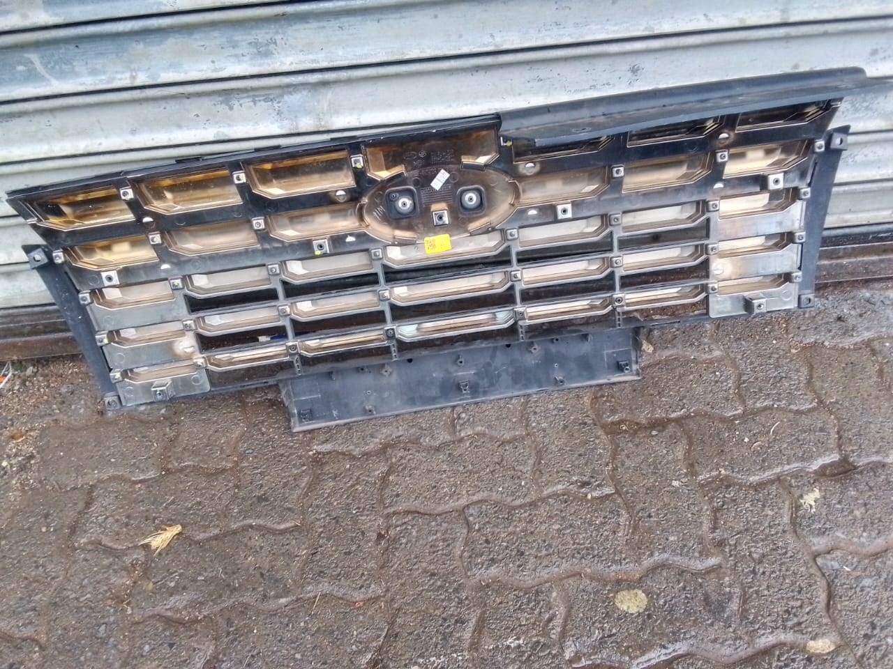 ( 2021-2023) HYUNDAI VENUE GRILL FOR SALE - Private Seller ( 2021-2023) HYUNDAI VENUE GRILL FOR SALE - Private Seller