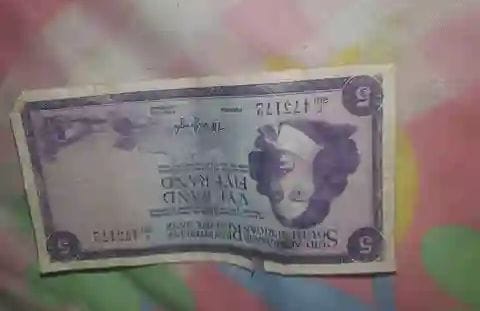 Old notes and coins Old notes and coins