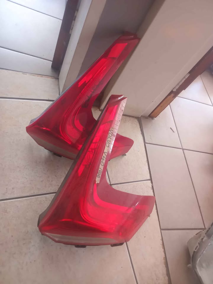 Volvo V40 taillight - Private Seller Volvo V40 taillight - Private Seller
