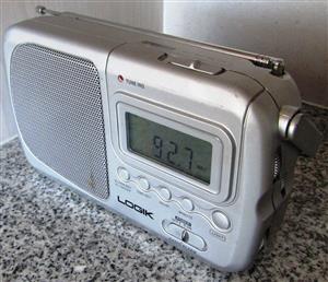 Logik Digital Portable FM/MW/SW1/SW2 Battery/Mains Radio/Alarm
