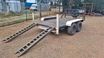2003 Leo Skidsteer Teailer Double Axle, With air brakes system