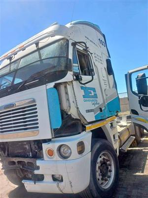 Freightliner Argosy 515 with CAT C15 engine stripping