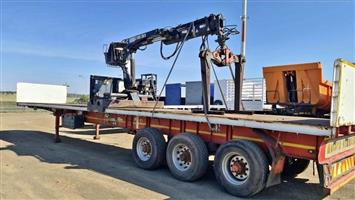 2007 Henred Brick Trailer,  with Crane