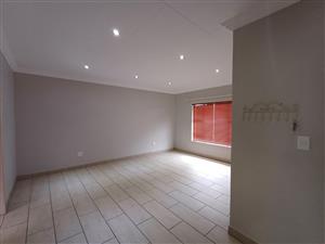 BACHELORS Unit available from 01/05/26
