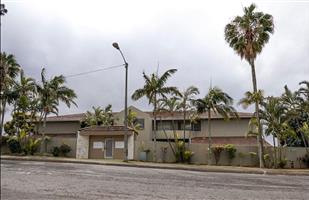 3 BEDROOM IN MORNINSIDE WITH INVERTER, BALCONY, GARAGE AND POOL.