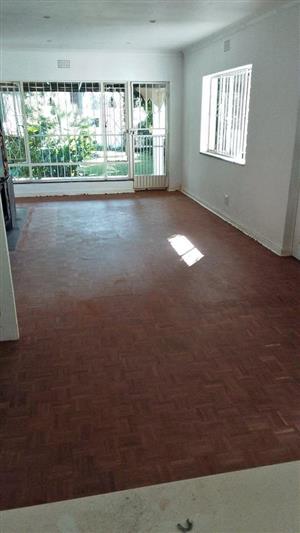 WOODEN FLOORING 