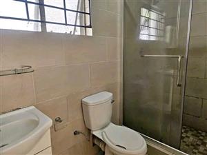 To Let: 1 Bedroom Cottage in Cyrildene, JHB