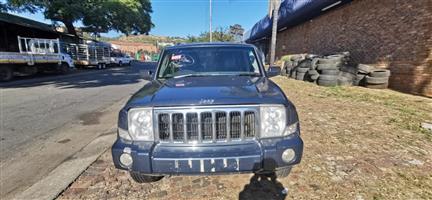 2007 Jeep Commander 3.0 Sport 5 speed stripping for spares