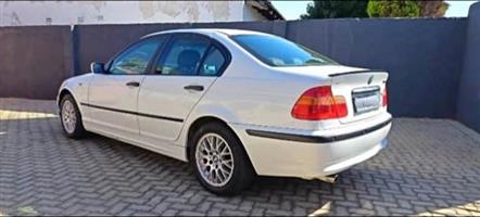 BMW 318i for sale in Lenasia