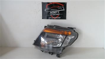 Ford Ranger (T6) left headlight