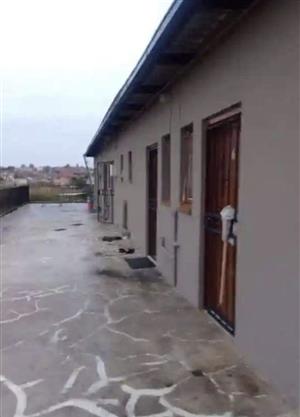 Nice affordable bachelor at Ebony Park ext5 