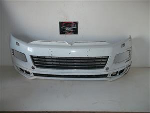 VW Touareg '10-'18 front bumper with grille