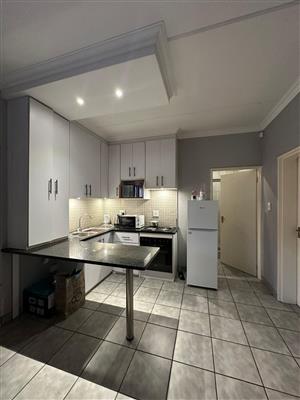 Apartment For Sale in Universitas