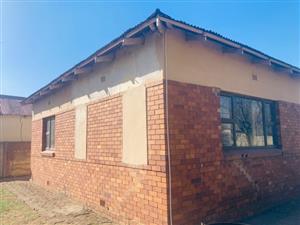 3 Bedroom family home for sale in Brakpan Central