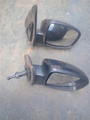 2008 to 2011 Hyundai i10 right mirrors for sale @ circle 7 used parts