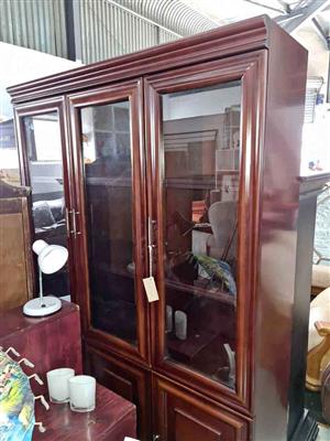 Display cabinet #forcesale