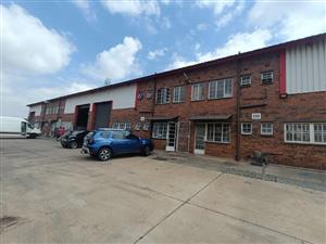 Warehouse of 224 m² To Let in Robertville Secured, well‑managed warehouse just off Main Road in Robertville. Available immedi