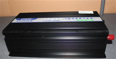 GYOPO PC2000W-LCD POWER INVERTER WITH CABLES AND FUSE IN BOX S065746A