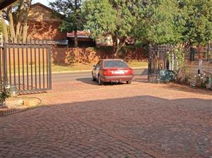 1994 Audi 500 SEL 2.8 V6 - Rare Manual - SA Model