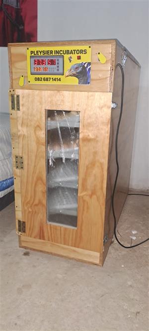 500 egg Incubator for sale