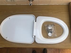 Toilet seat new Wirquin white