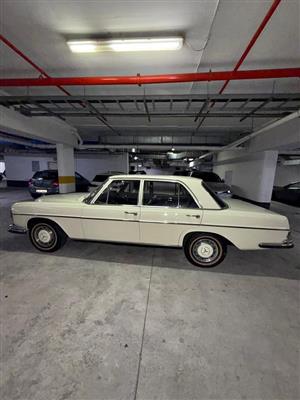 1970 Mercedes W108 280SE