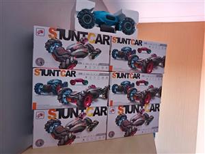 REMOTE CONTROL STUNT CAR TOY