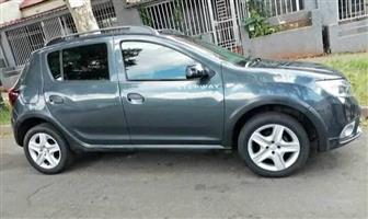 2019 RENAULT SANDERO STEPWAY 900T MANUAL TRANSMISSION IN EXCELLENT CONDITION SERVICE BOOK AND SPARE