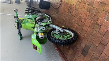 Kdx 200 kawasaki for sale or swop