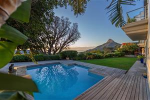 House For Sale in Camps Bay