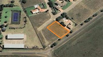 Riverfront vacant land in Harbor Town Vaal Marina