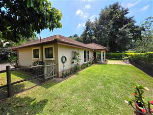 Townhouse For Sale in Crestholme