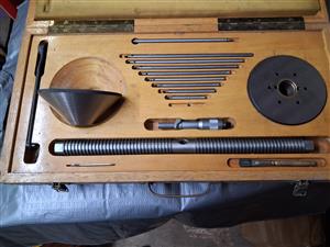 Fiat special differential tool for 780, 880 and 980 tractors