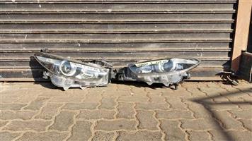 Mazda 3 headlight 2019
