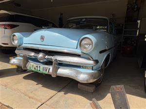 1953 Ford Customline Coupe