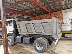 6 cube tiper