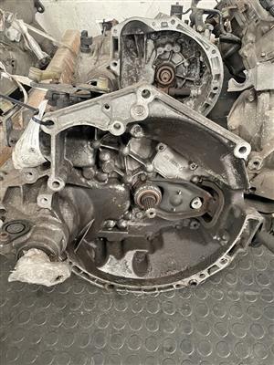 Peugeot 206 1.4 Manual Gearbox for sale (KFU)