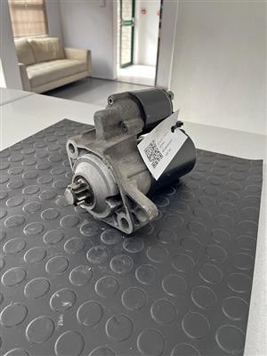 Vw Golf 4 1.6 SR Starter for sale (AKL)