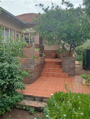 Tranquil home in quiet neighbourhood.