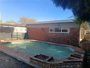 House For Sale in Greymont